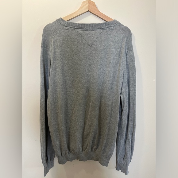 Tommy Hilfiger Crewneck Sweater - Picture 3 of 3